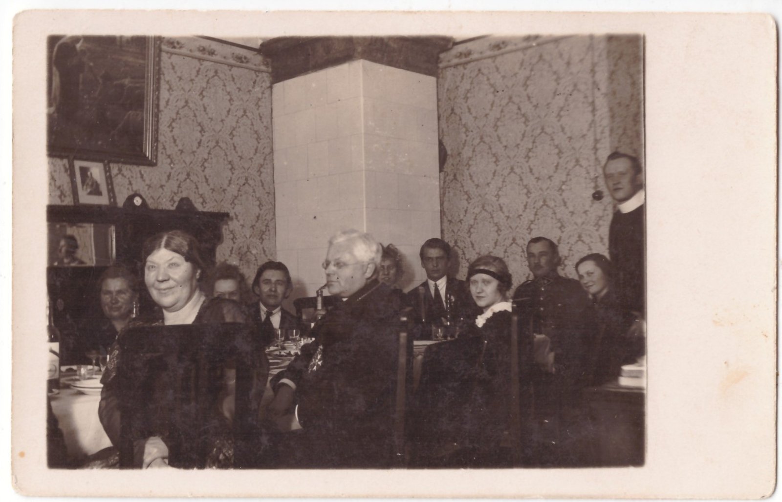 365. Vaižgantas ir Binkis pobūvyje