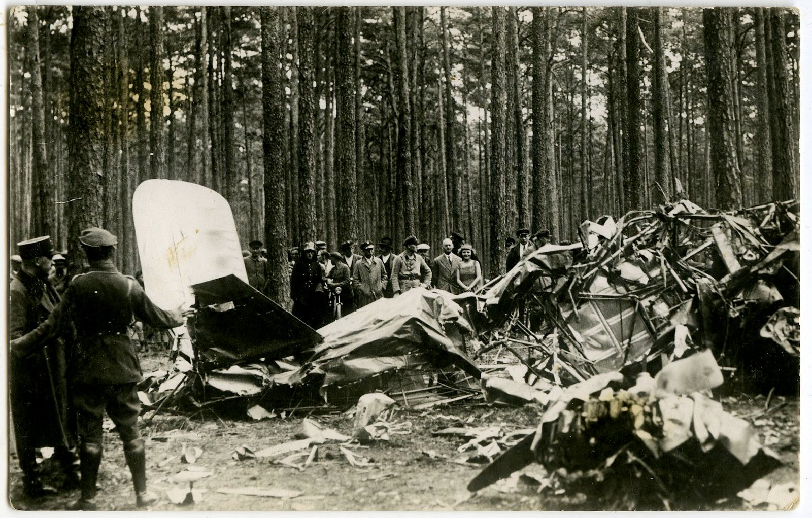 388. Lituanika po katastrofos 1933