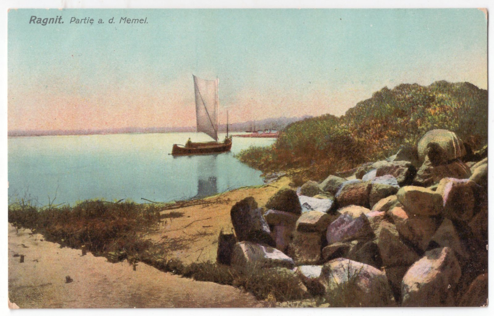 445. Ragainė valtis Nemune