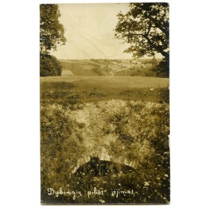 444. Dubingių piliakalnio pilies rūsiai.