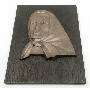 561. Bareljefas Žemaitė